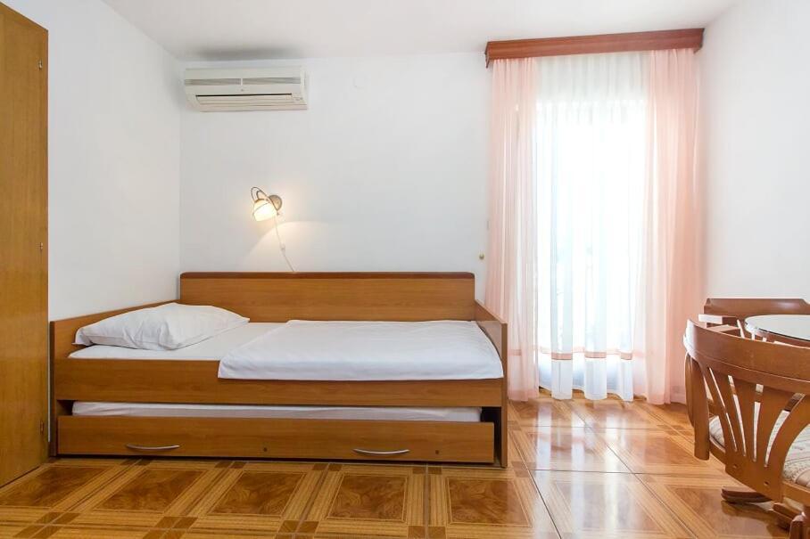 Apartments Tonimir Vodice Exterior foto