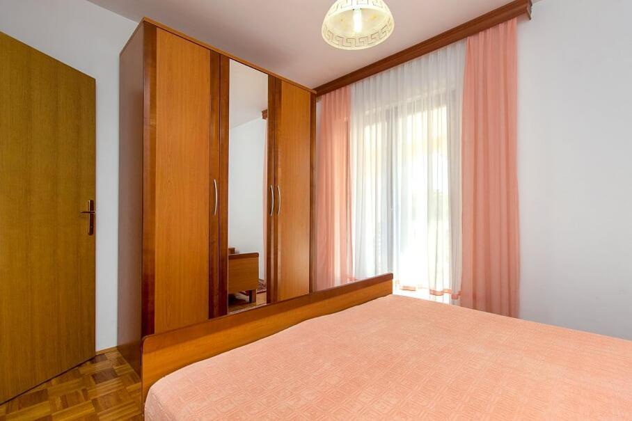 Apartments Tonimir Vodice Exterior foto